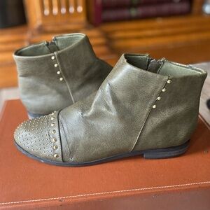 C LABEL FAUX LEATHER ANKLE BOOTS GOLD STUDS